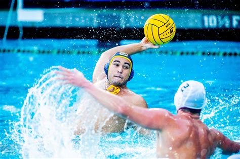 Water Polo .